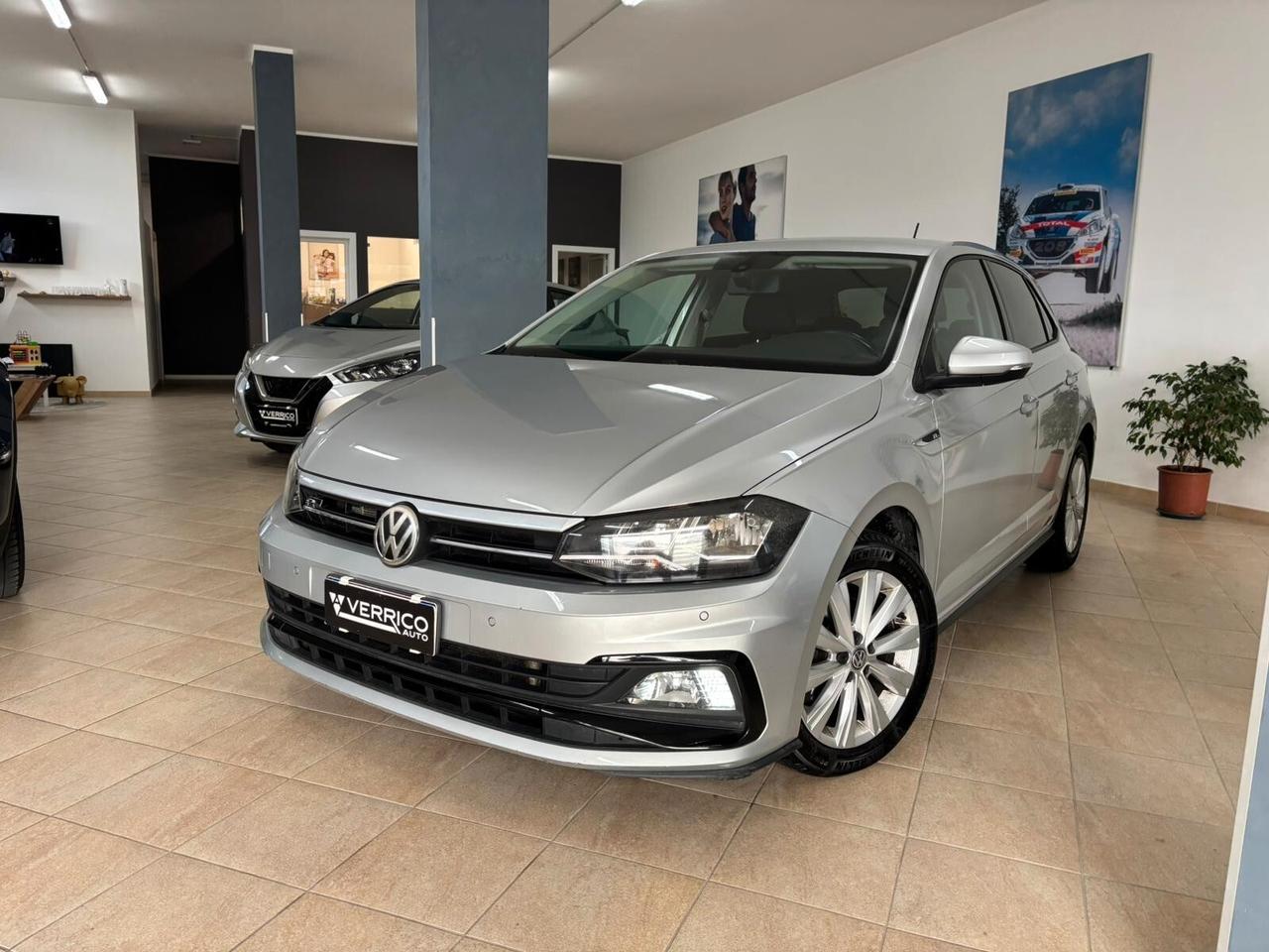 Volkswagen Polo 1.6 TDI 95 CV DSG 5p. R LINE