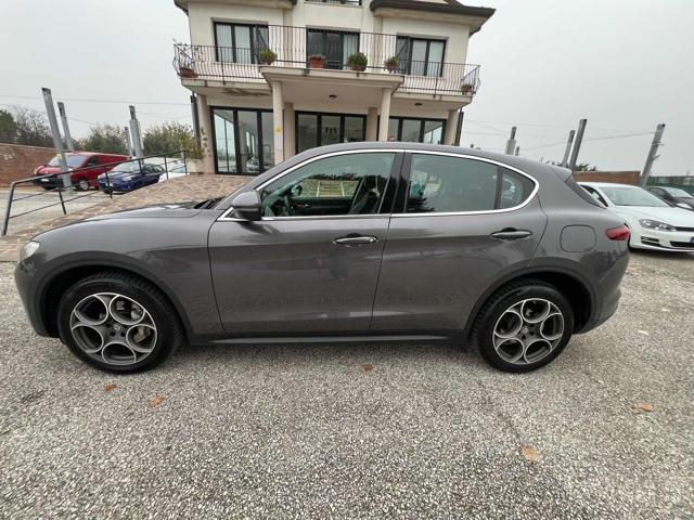 ALFA ROMEO Stelvio 2.2 Turbodiesel 210 CV SOLO COMMERCIANTI