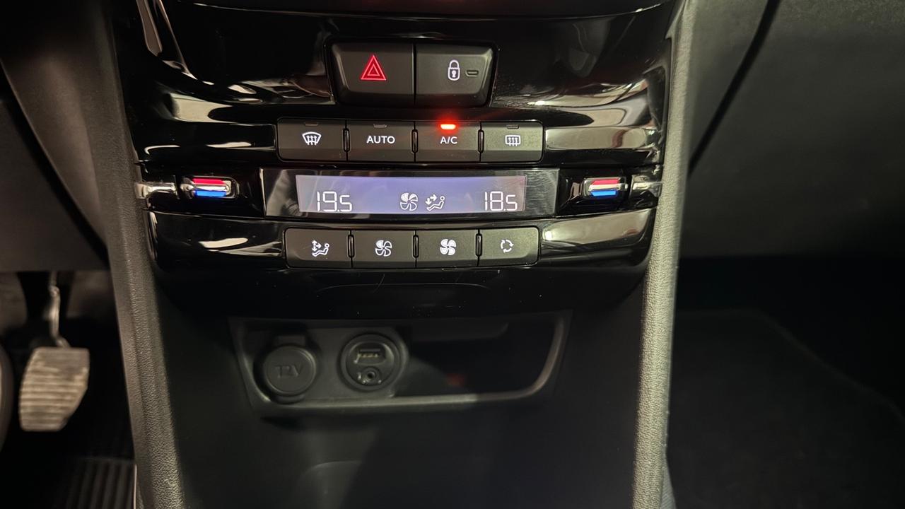 Peugeot 2008 1.6 e-HDi 115 CV Allure Panoramico
