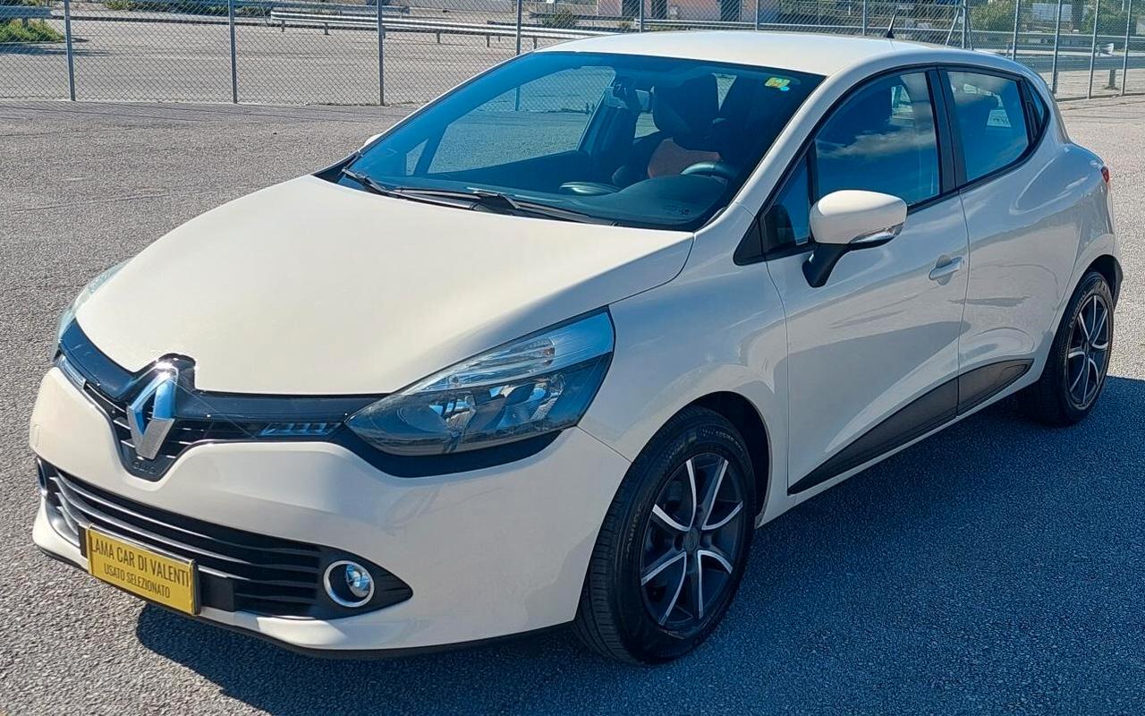 PARI AL NUOVO - RENAULT CLIO - 1.5 DIESEL - EURO 6 B