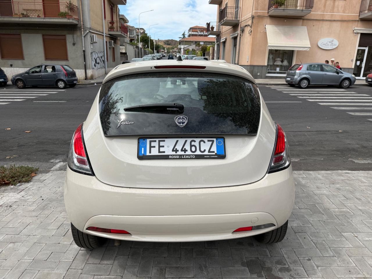 Lancia Ypsilon 1.2 69 CV 5 porte GPL Ecochic Gold