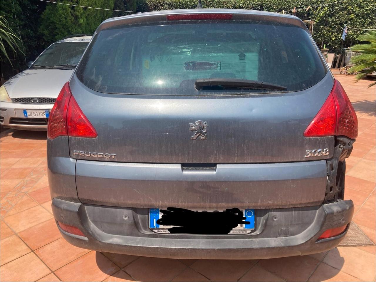 Peugeot 3008 ricambi 1.6 HDi 112CV Business