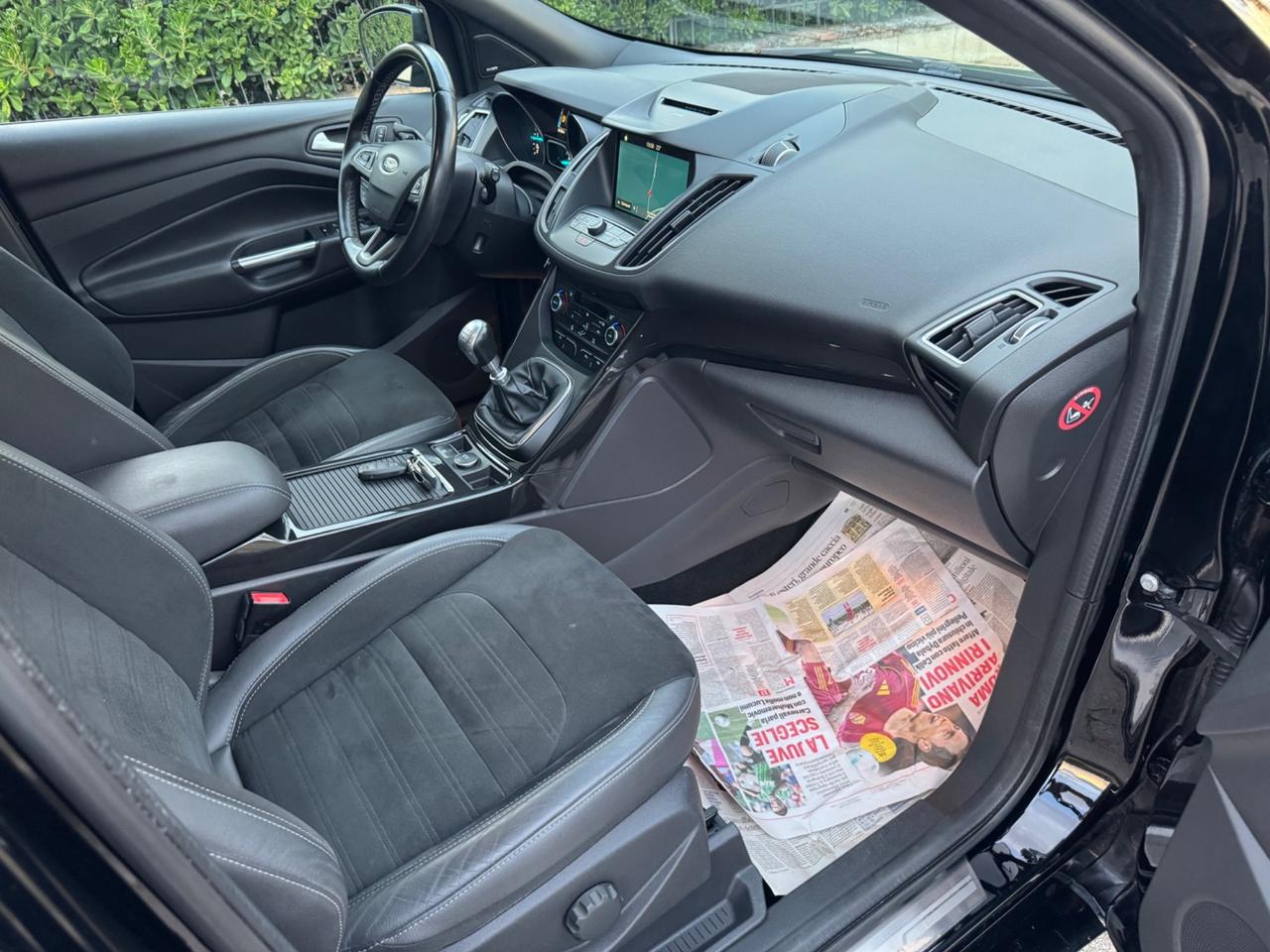 Ford Kuga 1.5 TDCI 120 CV S&S 2WD ST-Line