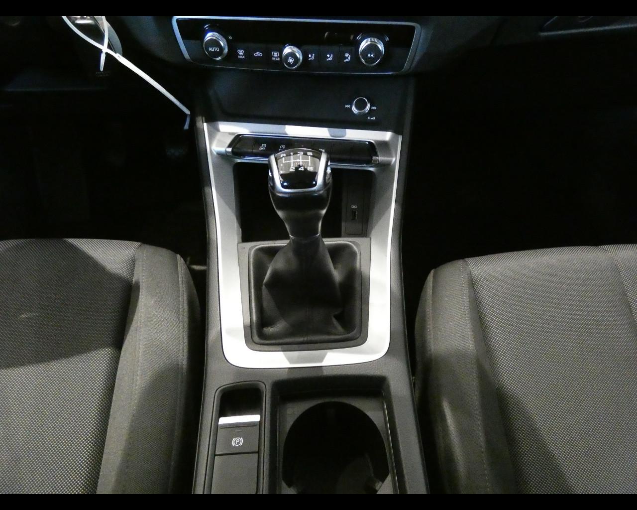 AUDI Q3 2ª serie - Q3 35 TDI quattro