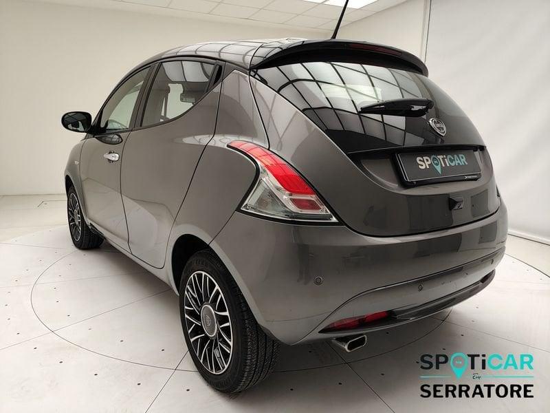 Lancia Ypsilon III 2021 1.0 firefly hybrid Gold Plus s&s 70cv 5p.ti