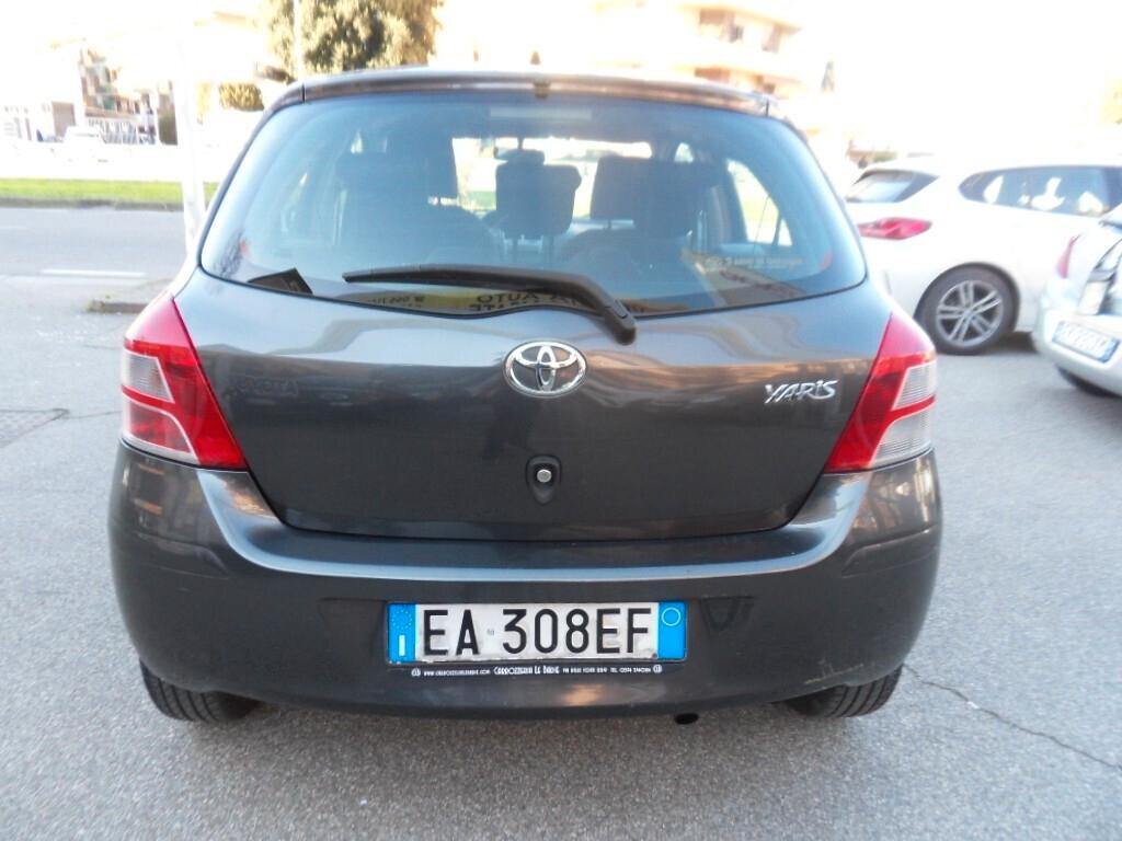 Toyota Yaris 1.3 5 porte
