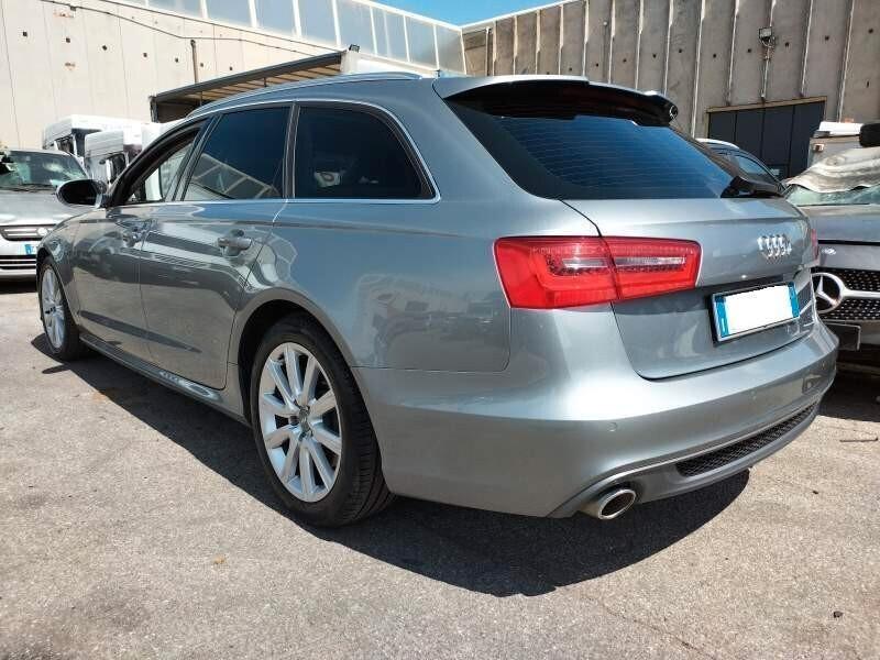 Audi A6 Avant 3.0 TDI 245CV 4x4 S-LINE Business plus
