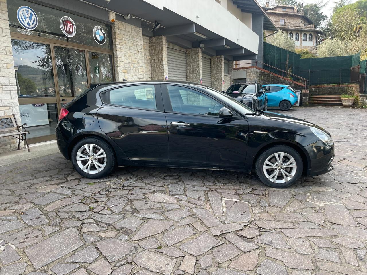 Alfa Romeo Giulietta 1.6 JTDm-2 105 CV Exclusive NEO PATENTATI
