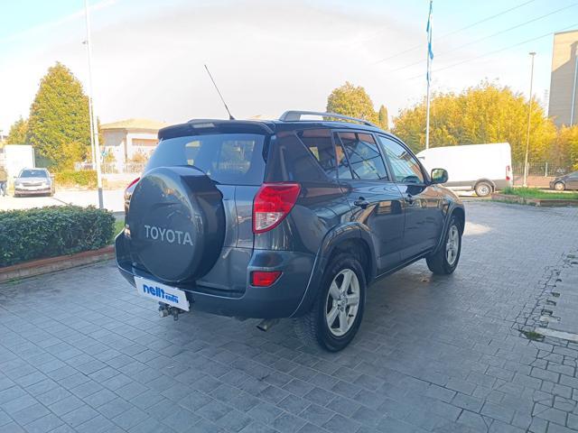 TOYOTA RAV 4 MY23 RAV4 2.2 D-4D 177 CV Luxury