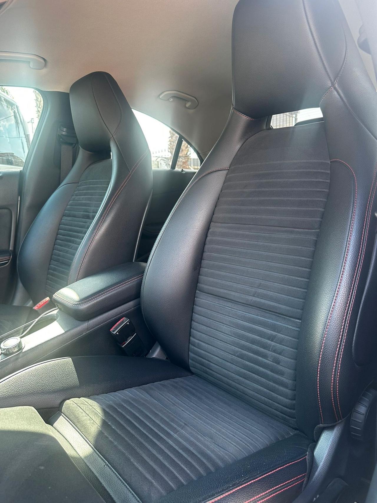 Mercedes-benz CLA 200 d 4Matic Automatic Premium