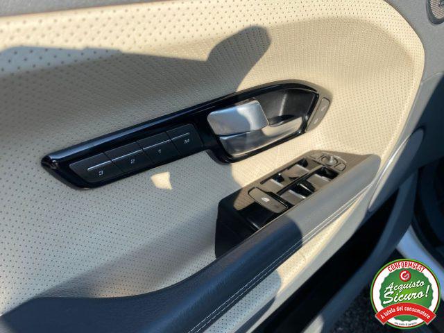 LAND ROVER Range Rover Evoque 2.2 Sd4 5p. Dynamic Limited Edition