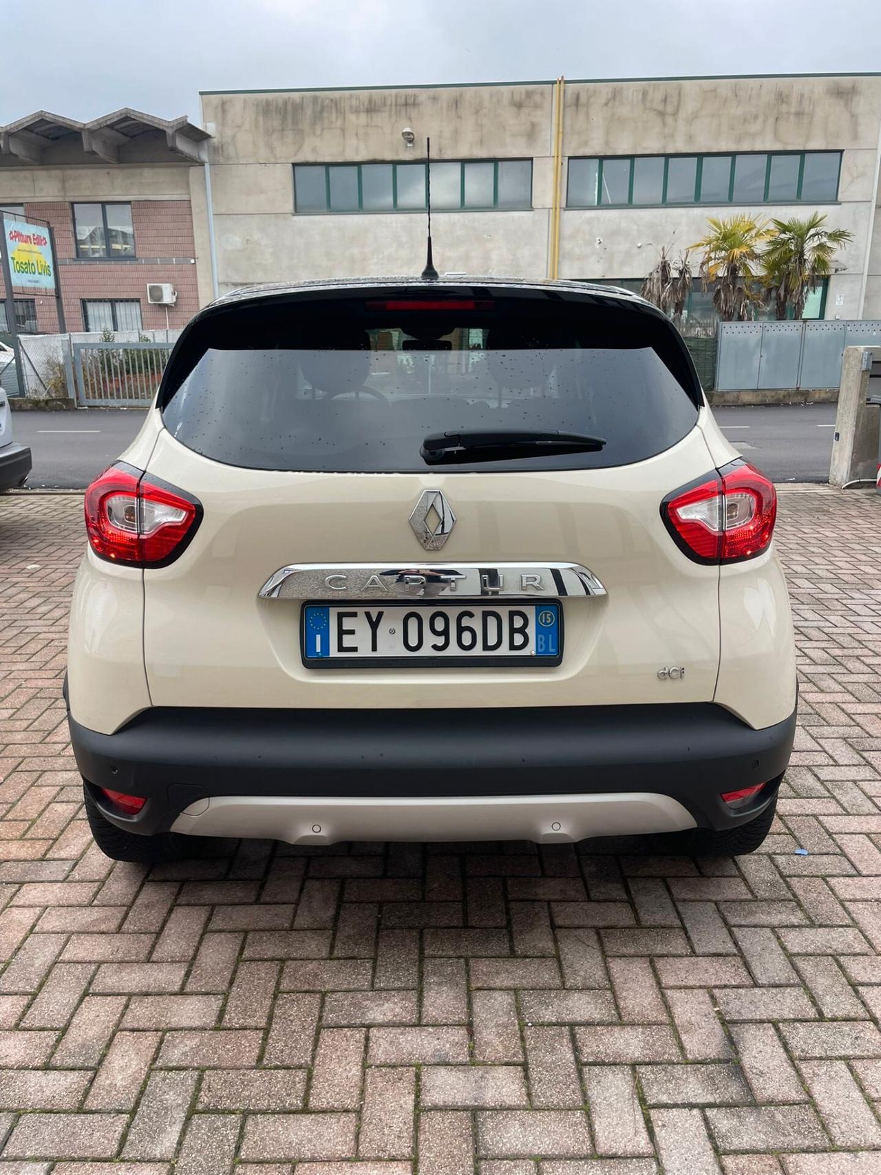 Renault Captur 1.5 dCi 8V 90 CV Project Runway ok neopatentati
