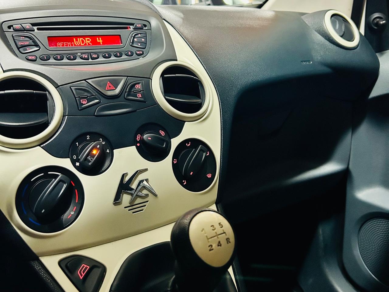 FORD KA 1.2 CON SOLI 32.011 KM IN CONDIZIONI DA VETRINA.