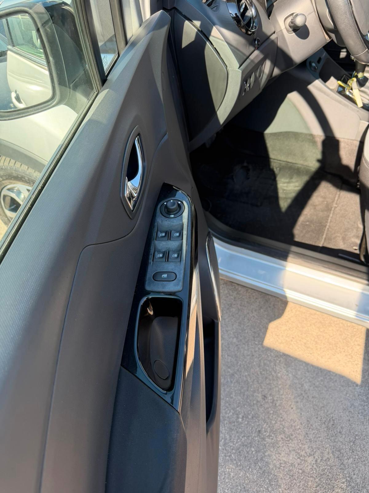 Renault Captur 1.5 dCi 890 CV AUTOMATICA