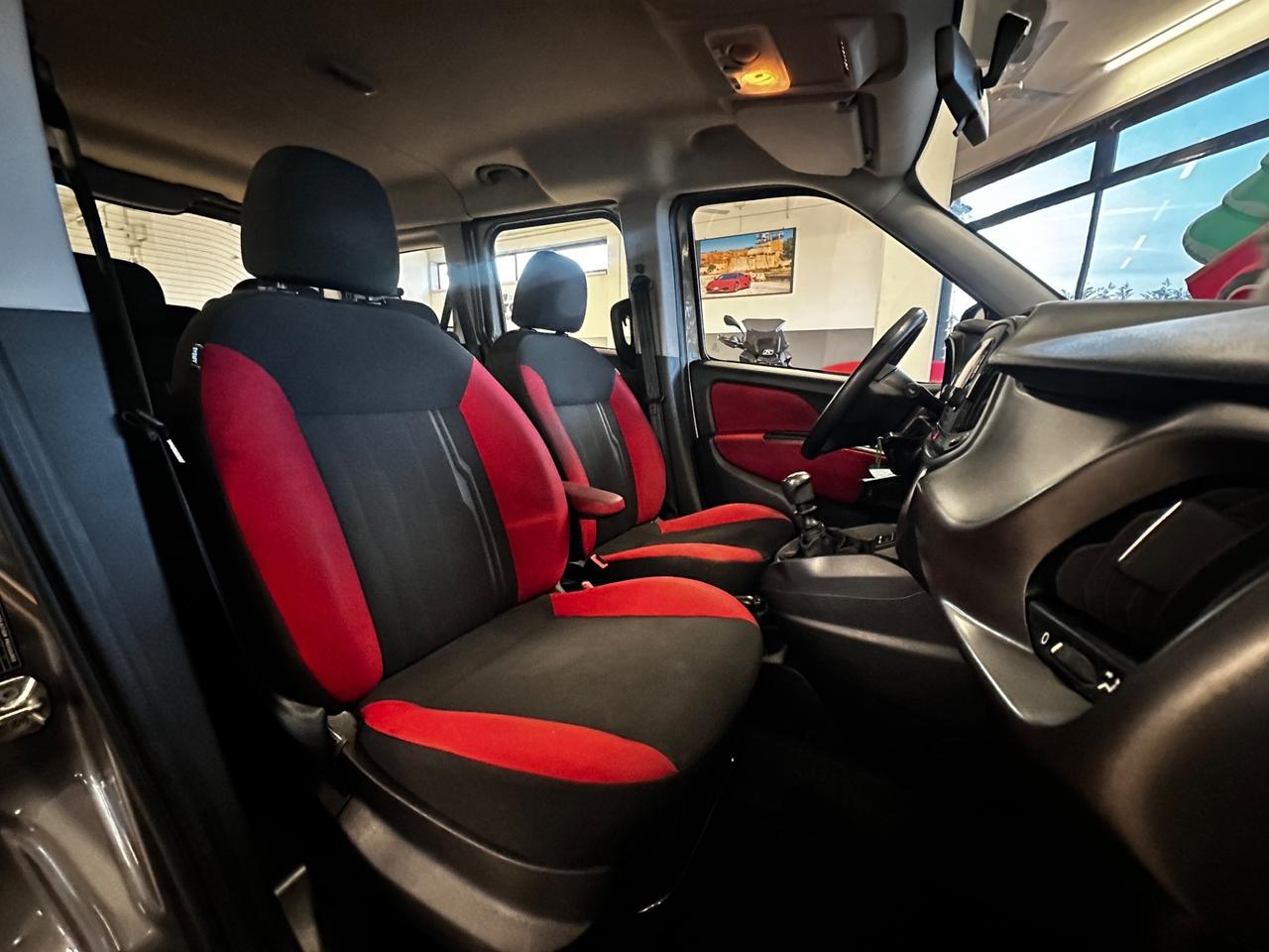 Fiat Doblò 1.6 MJT 7P 120CV Lounge 06/2017 Euro 6B