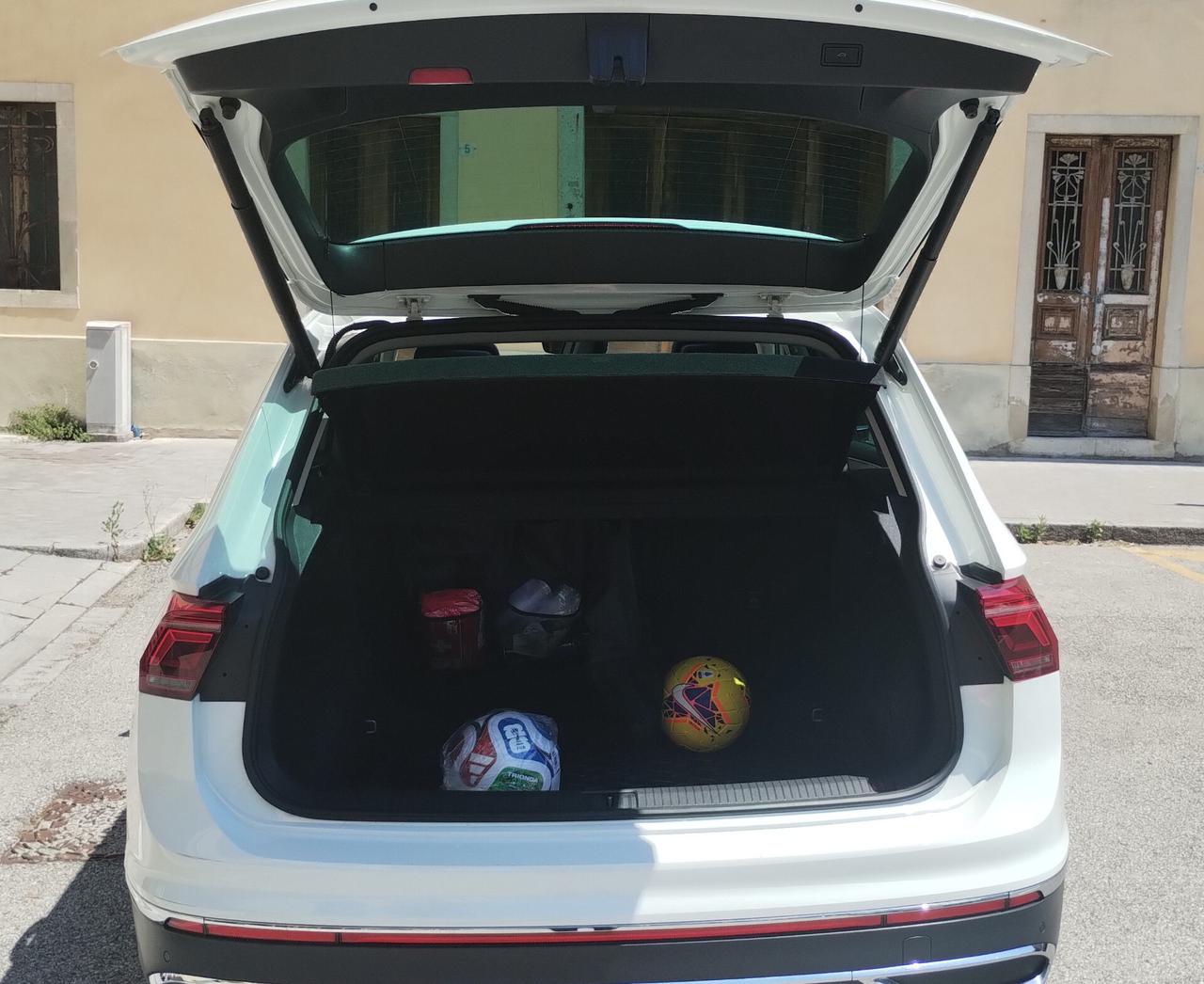 Volkswagen Tiguan 2.0 TDI 150 CV SCR DSG Elegance