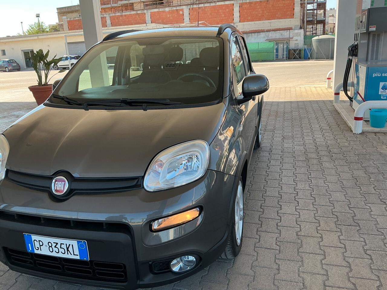 Fiat Panda 1.0 FireFly S&S Hybrid Garmin