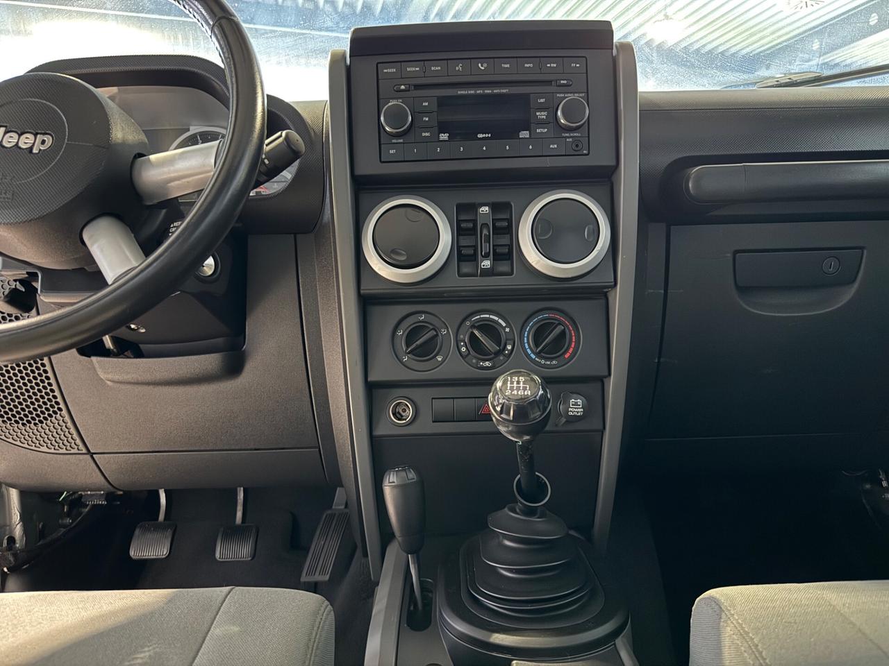 JEEP WRANGLER SAHARA 4X4 LIMITED EDITION