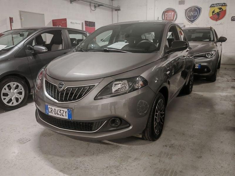 Lancia Ypsilon 1.0 FireFly 5 porte S&S Hybrid Oro