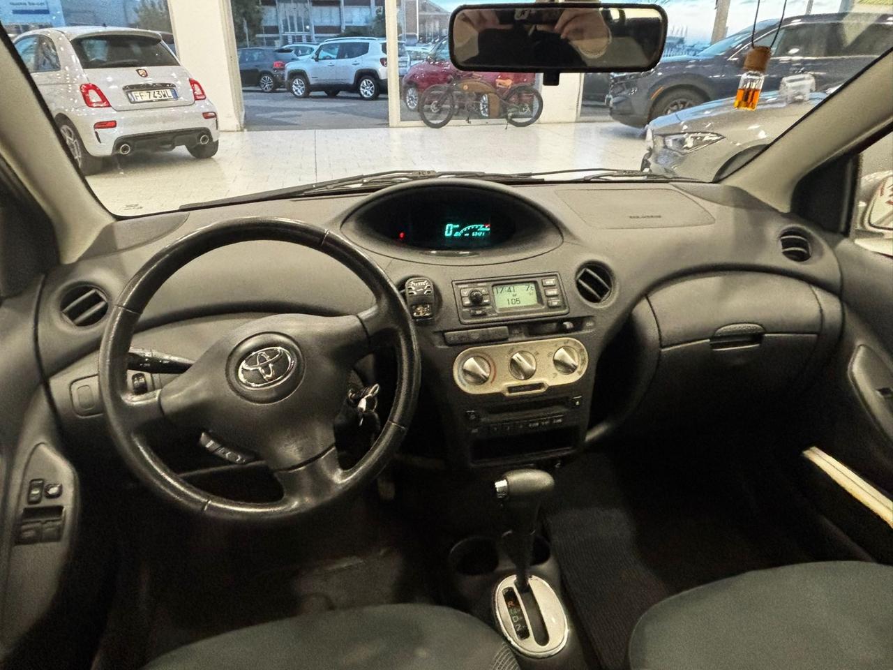 Toyota Yaris 1.3i 16V cat 5 porte Sol Blue AUTOMATICA