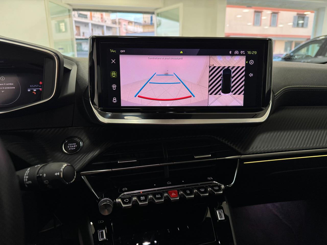 Peugeot 2008 PureTech 130cv EAT8 GT