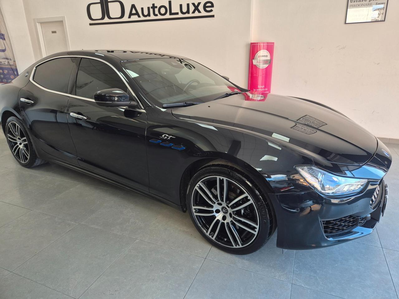Maserati Ghibli 330 CV MHEV GT