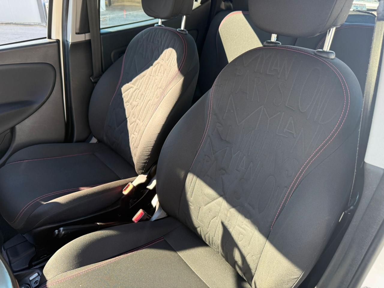 Lancia Ypsilon 1.2 69 CV 5 porte GPL Ecochic Elefantino
