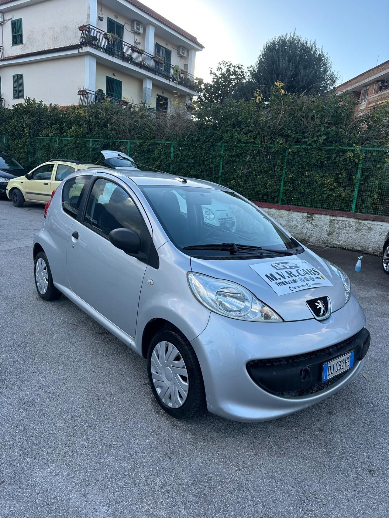 Peugeot 107 1.0 68CV 3p. Desir