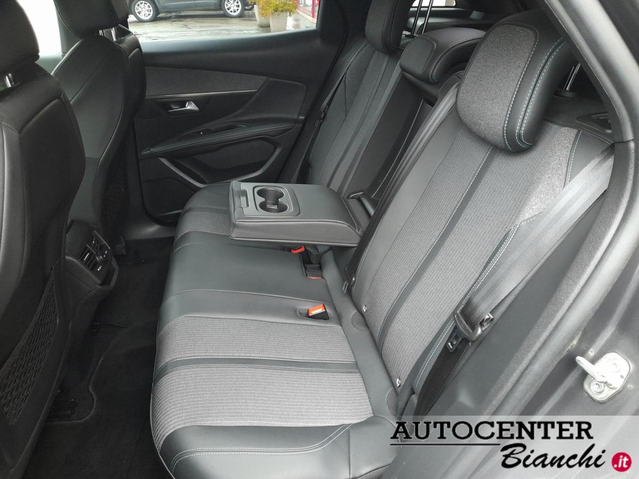 Peugeot 3008 3008 1.2 puretech t Allure s&s 130cv eat8