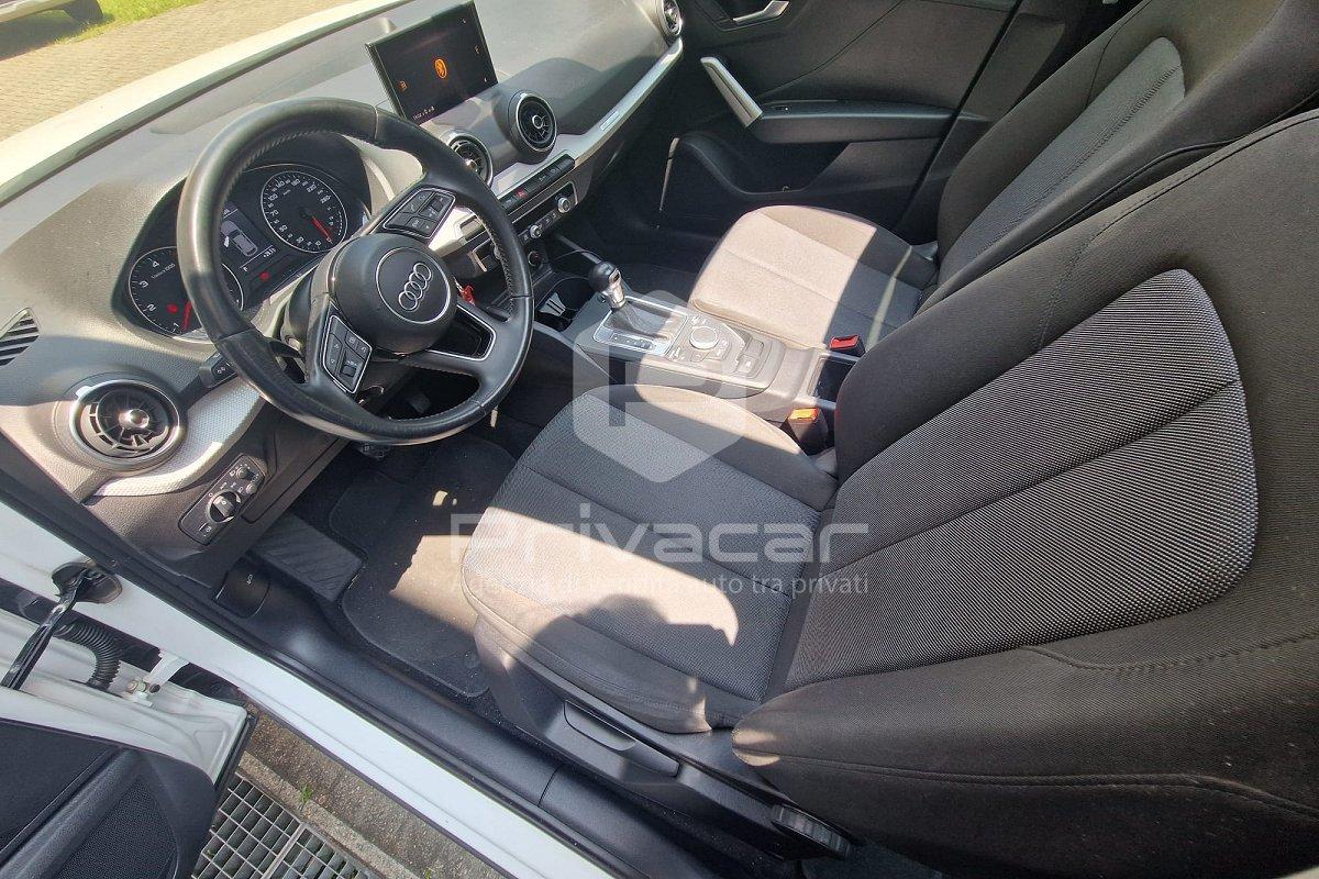 AUDI Q2 30 TDI S tronic Identity Black