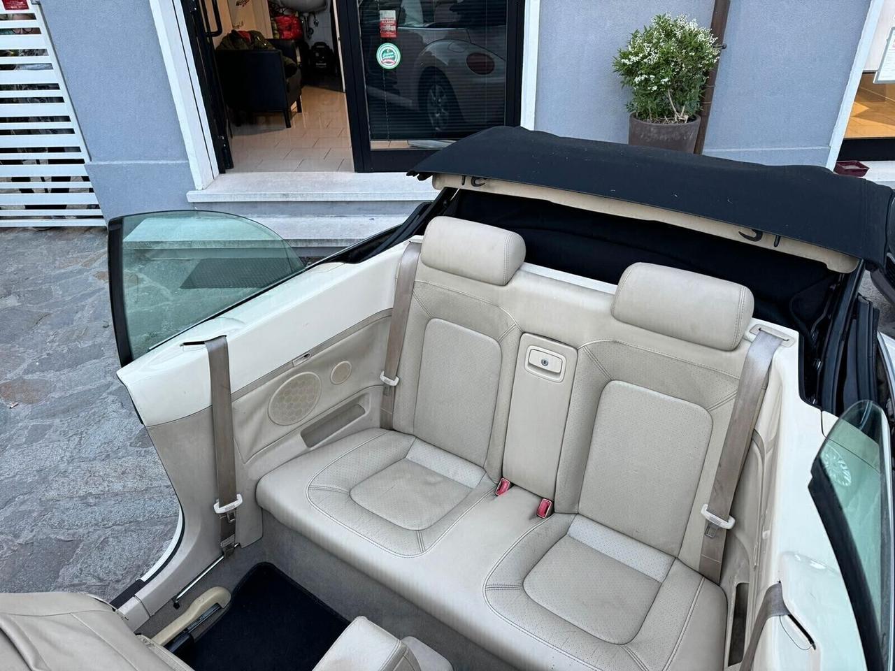 VW NEW BEETLE 1.9 TDI 101CV CABRIO
