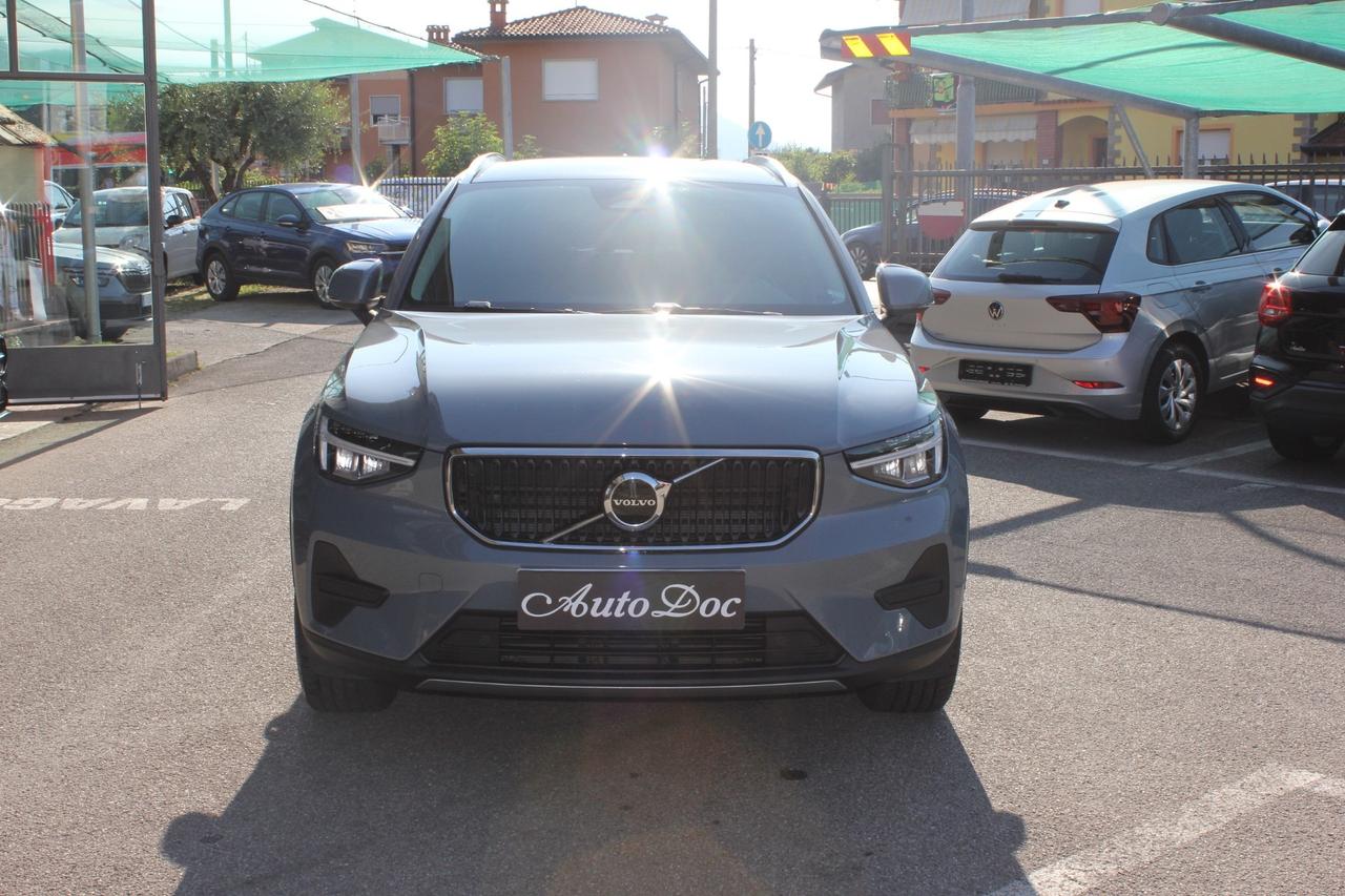 Volvo XC40 B3 AUTOMATICO CORE INTERNI IN PELLE CERCHI