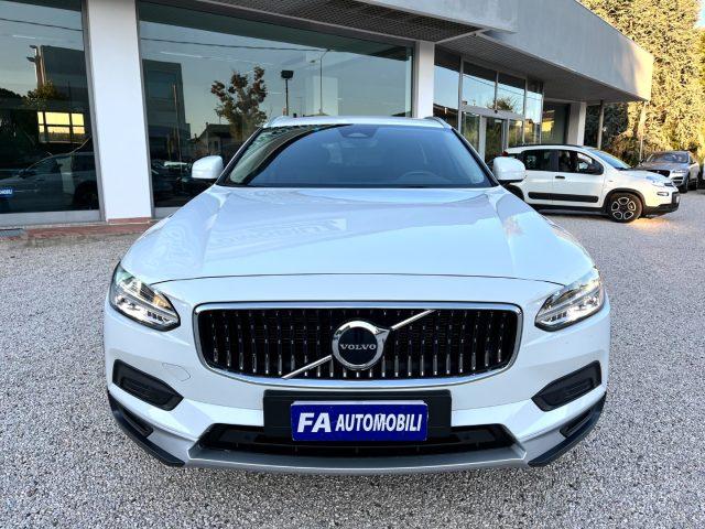 VOLVO V90 Cross Country B4 (d) AWD Geartronic Business Pro