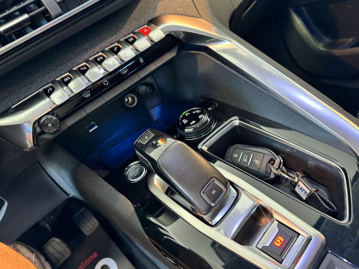 PEUGEOT 5008 1.6 BlueHDi 120cv EAT6 Allure Gancio