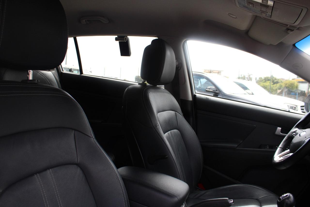 Kia Sportage 1.7 CRDI VGT 2WD high tech