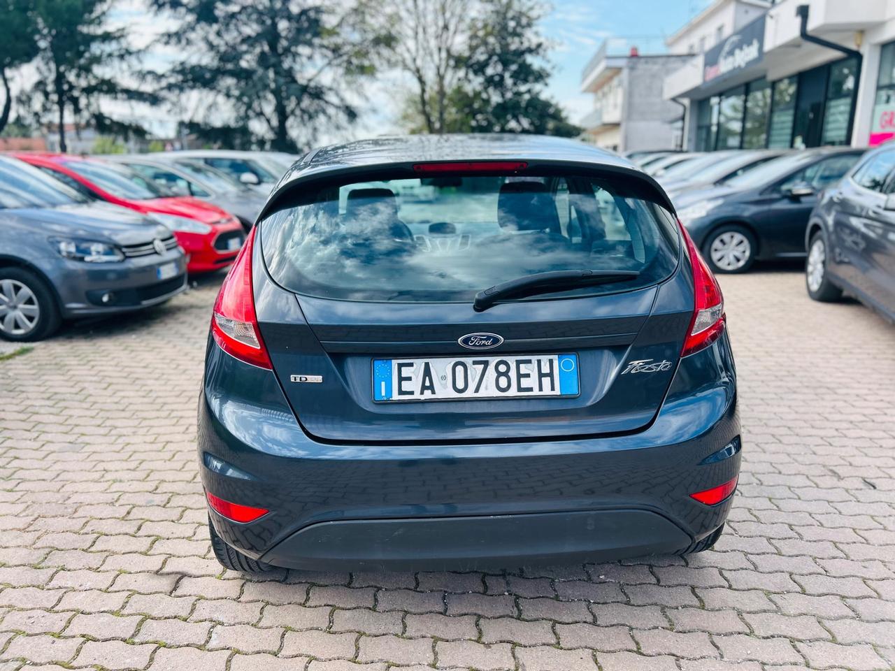 Ford Fiesta 1.4 TDCi 5p. Titanium