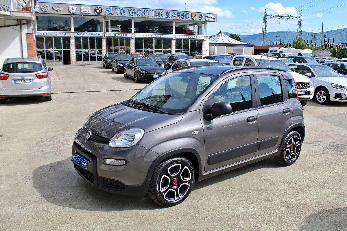 FIAT - Panda - 1.0 FireFly S&S Hybrid City Cross