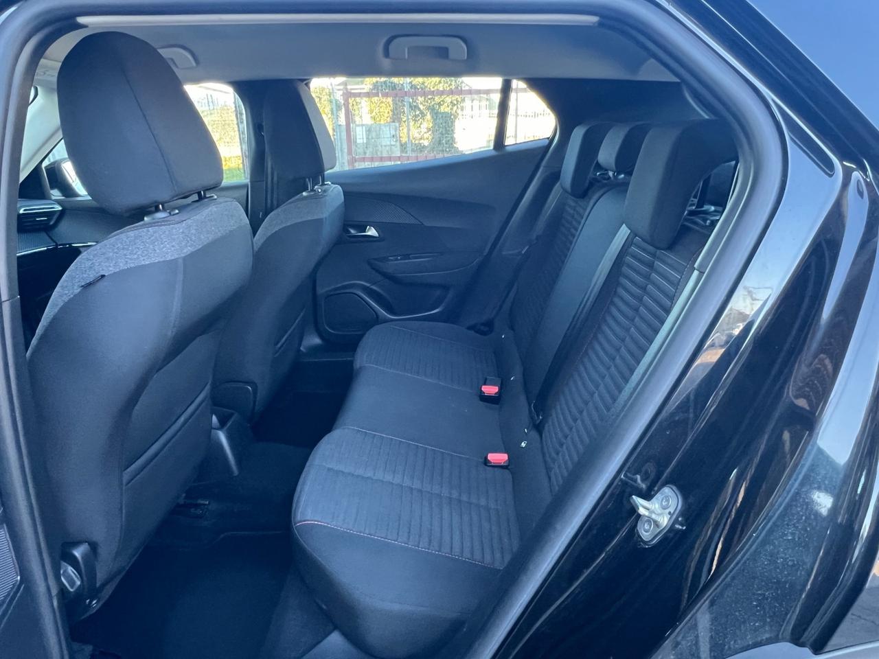 Peugeot 2008 PureTech 10 cv Active FINANZIABILE