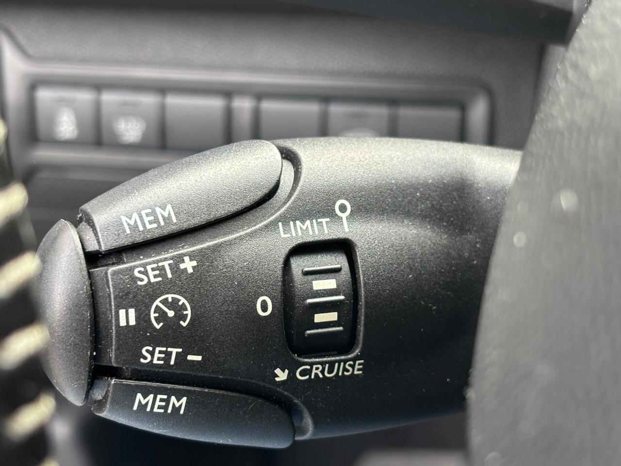 Peugeot 308 HDI 120CV SW OK NEOPATENTATI