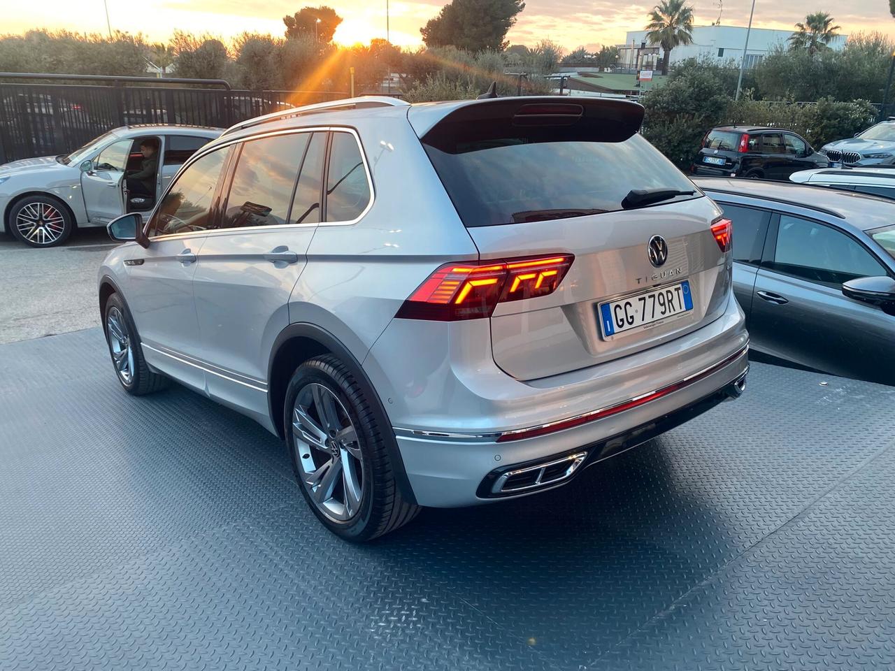 Volkswagen Tiguan 2.0 TDI 200 CV SCR DSG 4MOTION R-Line