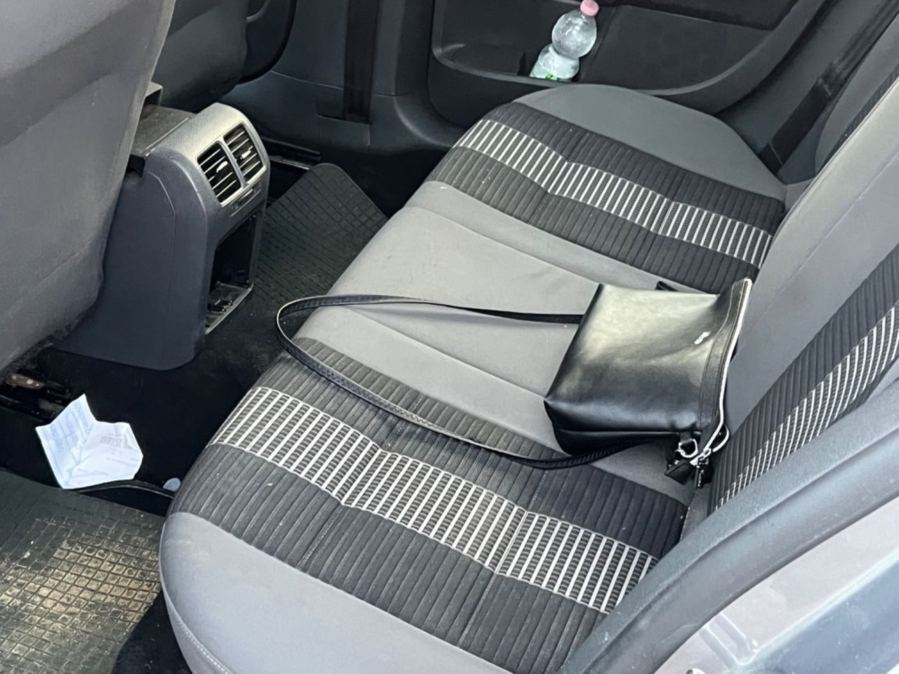 Volkswagen Golf 2009 photo 5