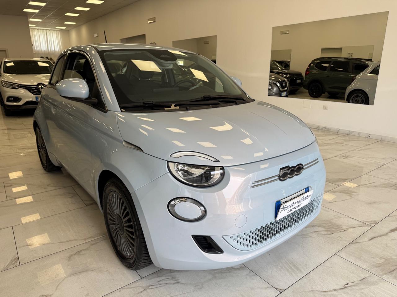 Fiat 500 500e Berlina 42 kWh opening edition