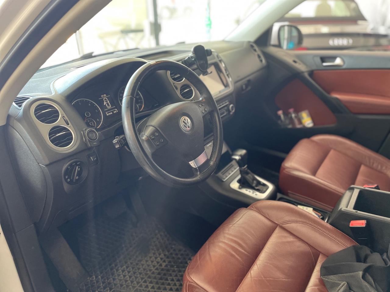 Volkswagen Tiguan 2.0 TDI DPF 4MOTION Sport & Style