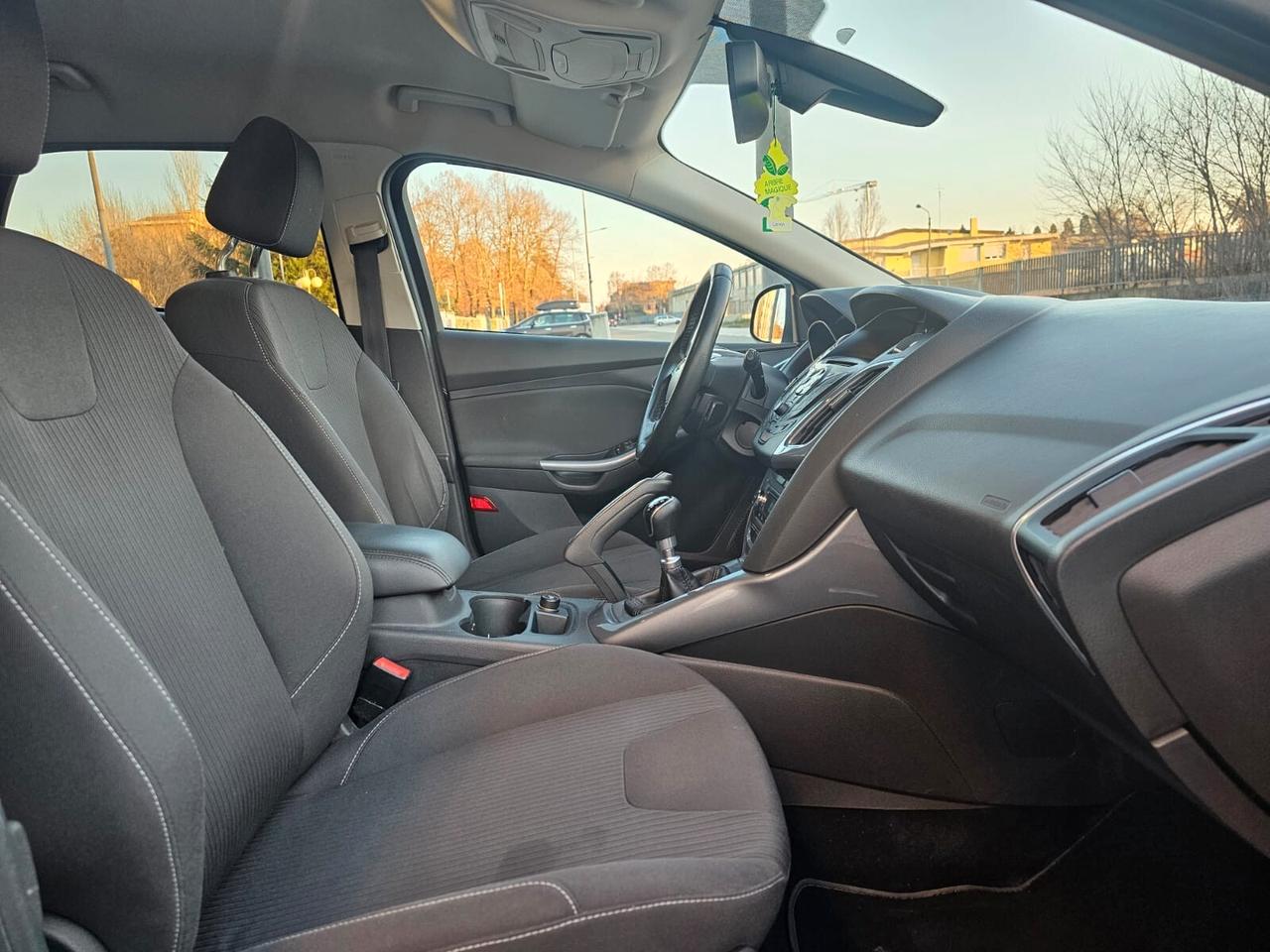 Ford Focus 1.6 TDCi 115cv Sw Titanium*Navi*Euro5*Unipro*