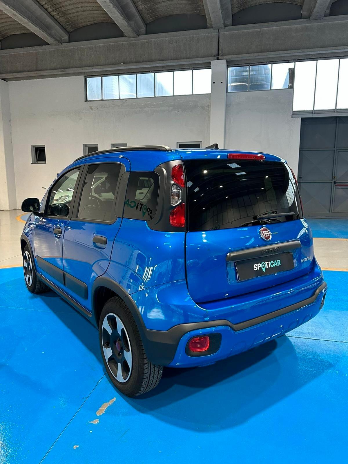 Fiat Panda 1.0 FireFly S&S Hybrid cross