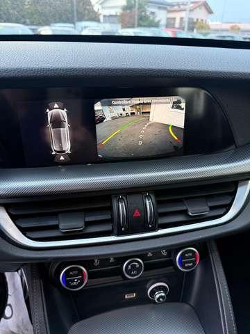 Alfa Romeo Stelvio 2.2 t Sprint Q4 190cv auto