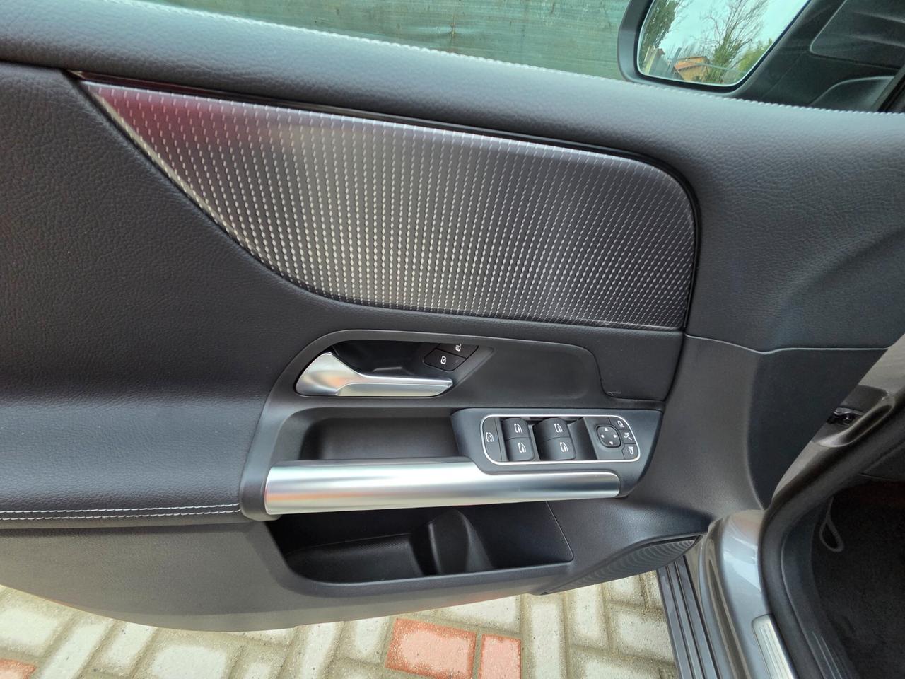 Mercedes-benz B 180 Automatic Premium 136cv