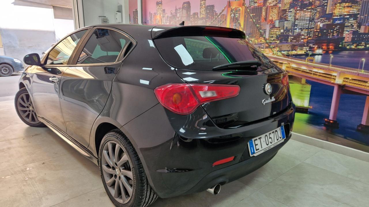 Alfa Romeo Giulietta 1.6 JTDm-2 105 CV Exclusive