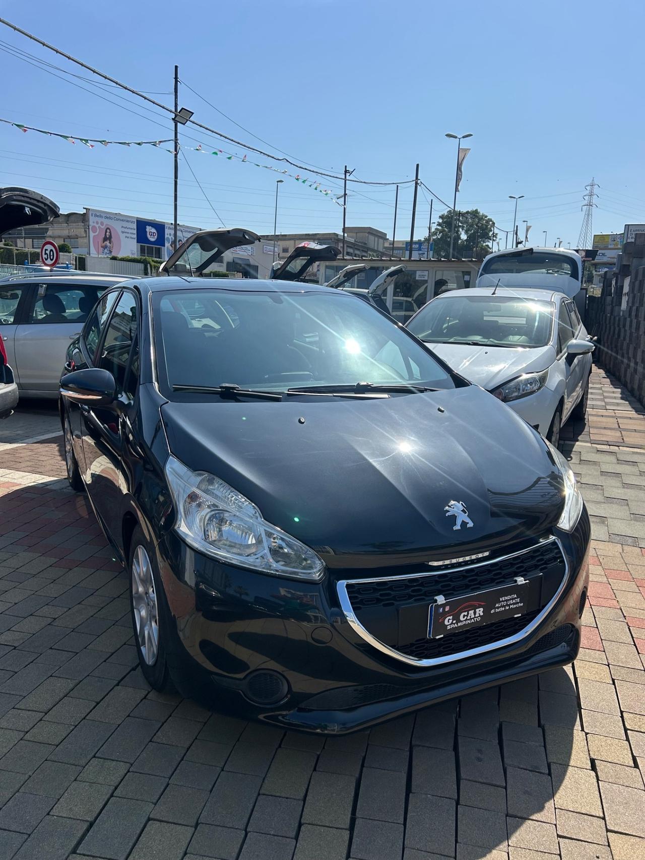 Peugeot 208 1.4 HDi 68 CV 5 porte Active