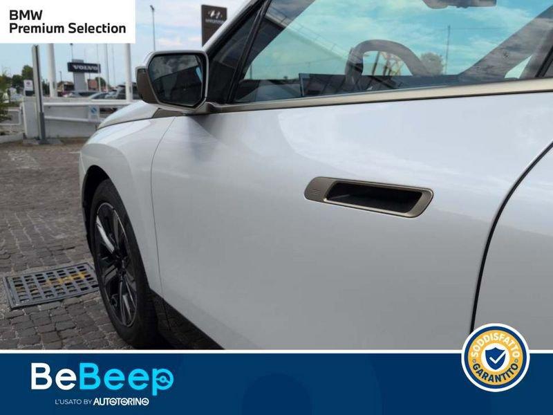 BMW iX XDRIVE40 PACCHETTO SPORTIVO